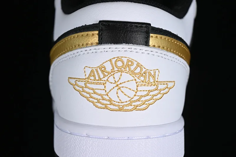 All categories Air Jordan Jordan series basketball shoes Air Jordan 1 Low Z version Air Jordan 1 Low AJ1 Joe 1 black and white gold hook low-top cultural basketball shoes 553558-172